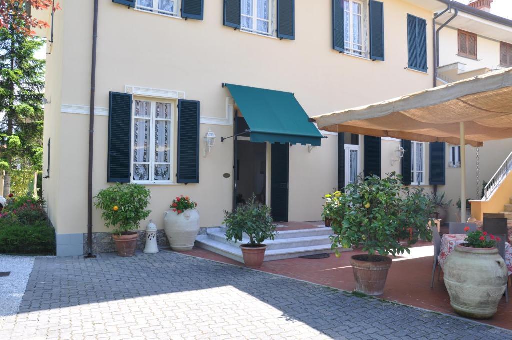 Hotel Verdesolemare マリーナ・ディ・ピエトラサンタ エクステリア 写真